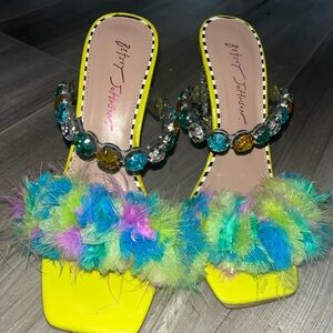 Betsey Johnson Yellow and Multicolor Feathered Women's Sandals size 8